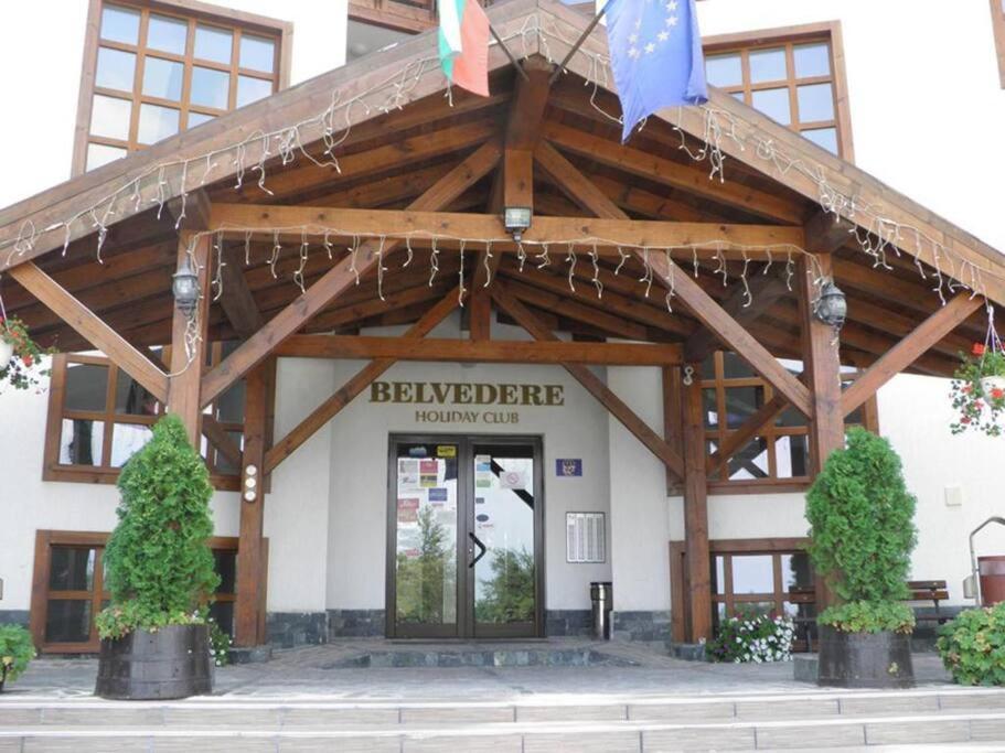 Luxury In Belvedere Club